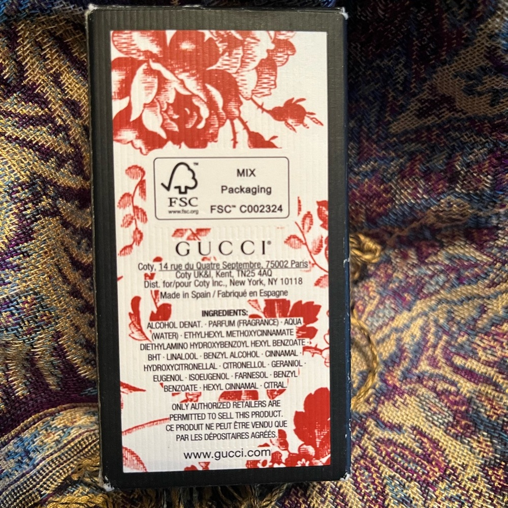Gucci Bloom Ladies EDP Spray, 1.6 oz - Picture 5 of 9